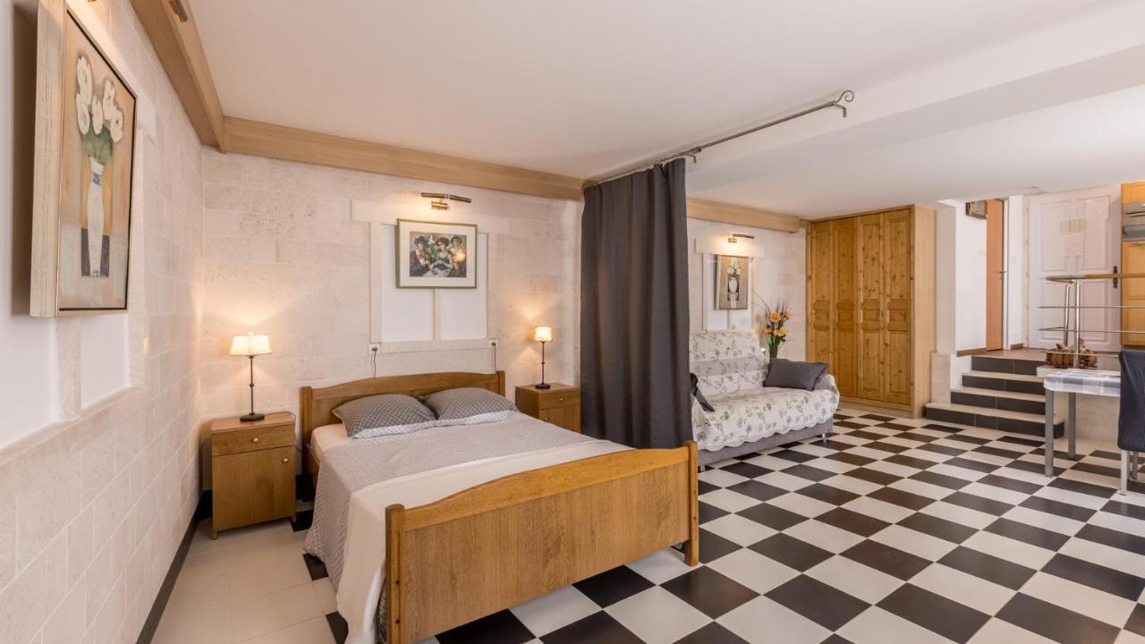 Apartments Katarina Trogir Exterior photo